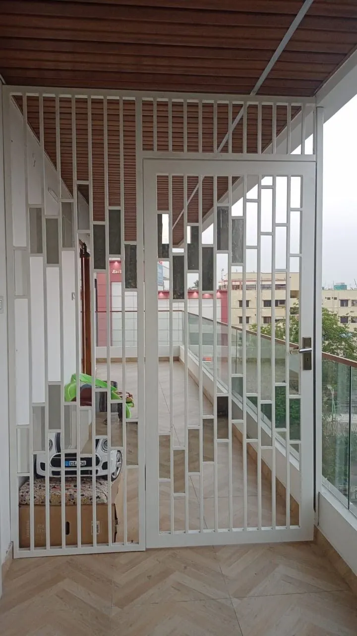 ورشة حدادة في الرياض صيانة ابواب شبابيك جميع انواع الحدادة